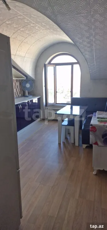Kirayə verilir 2 otaqlı yeni tikili 65 m²