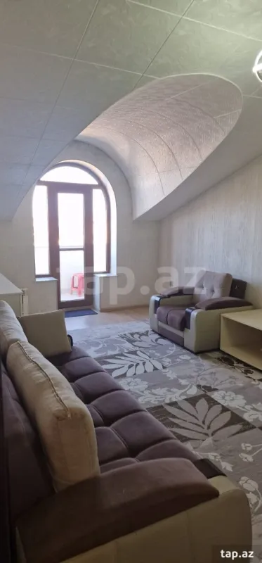 Kirayə verilir 2 otaqlı yeni tikili 65 m²
