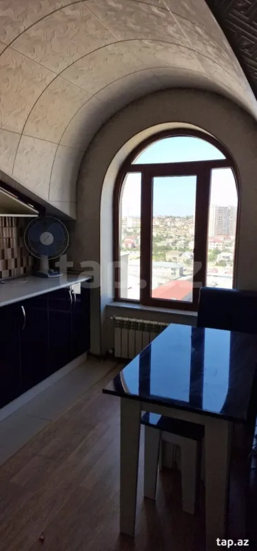 Kirayə verilir 2 otaqlı yeni tikili 65 m²