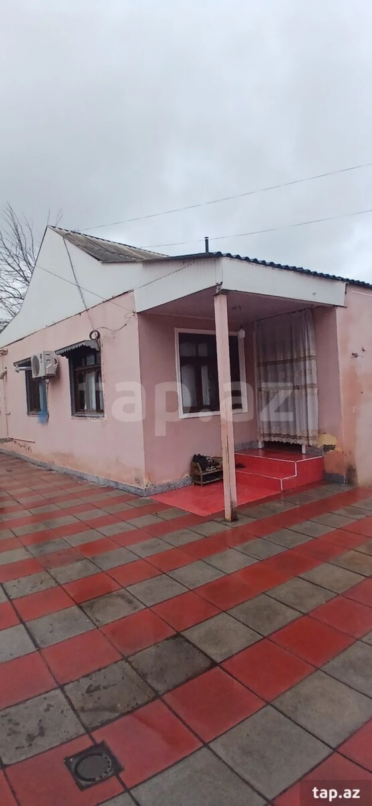 Satılır 3 otaqlı həyət evi