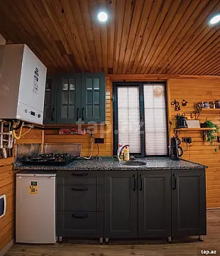 Kirayə verilir 3 otaqlı həyət evi