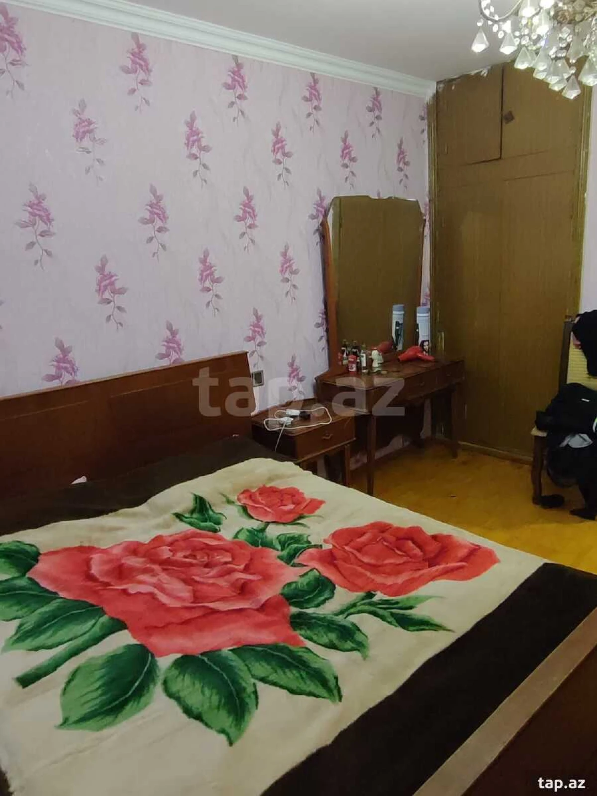 Kirayə verilir 2 otaqlı mənzil 65 m²