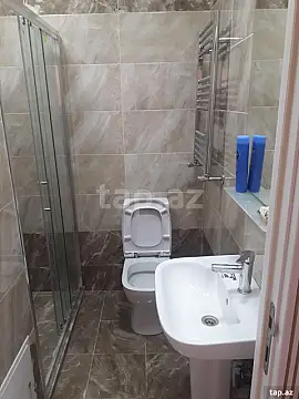 Kirayə verilir 2 otaqlı yeni tikili 47 m²