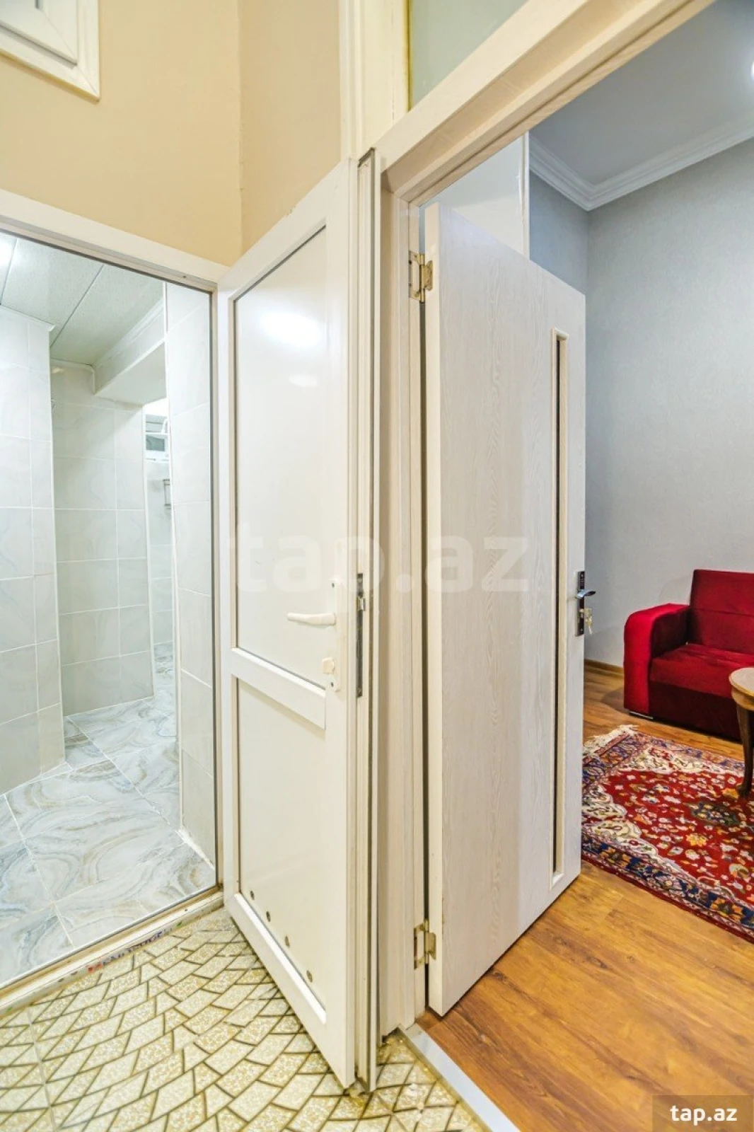 Kirayə verilir 2 otaqlı mənzil 45 m²