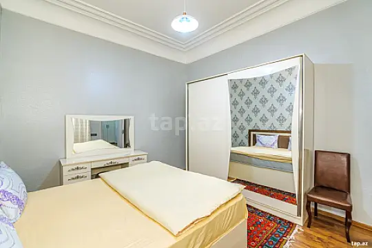 Kirayə verilir 2 otaqlı mənzil 45 m²