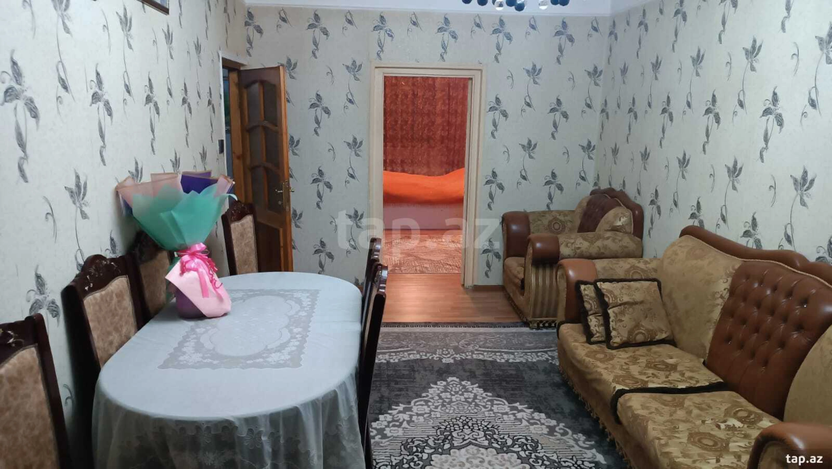 Satılır 4 otaqlı mənzil 110 m²