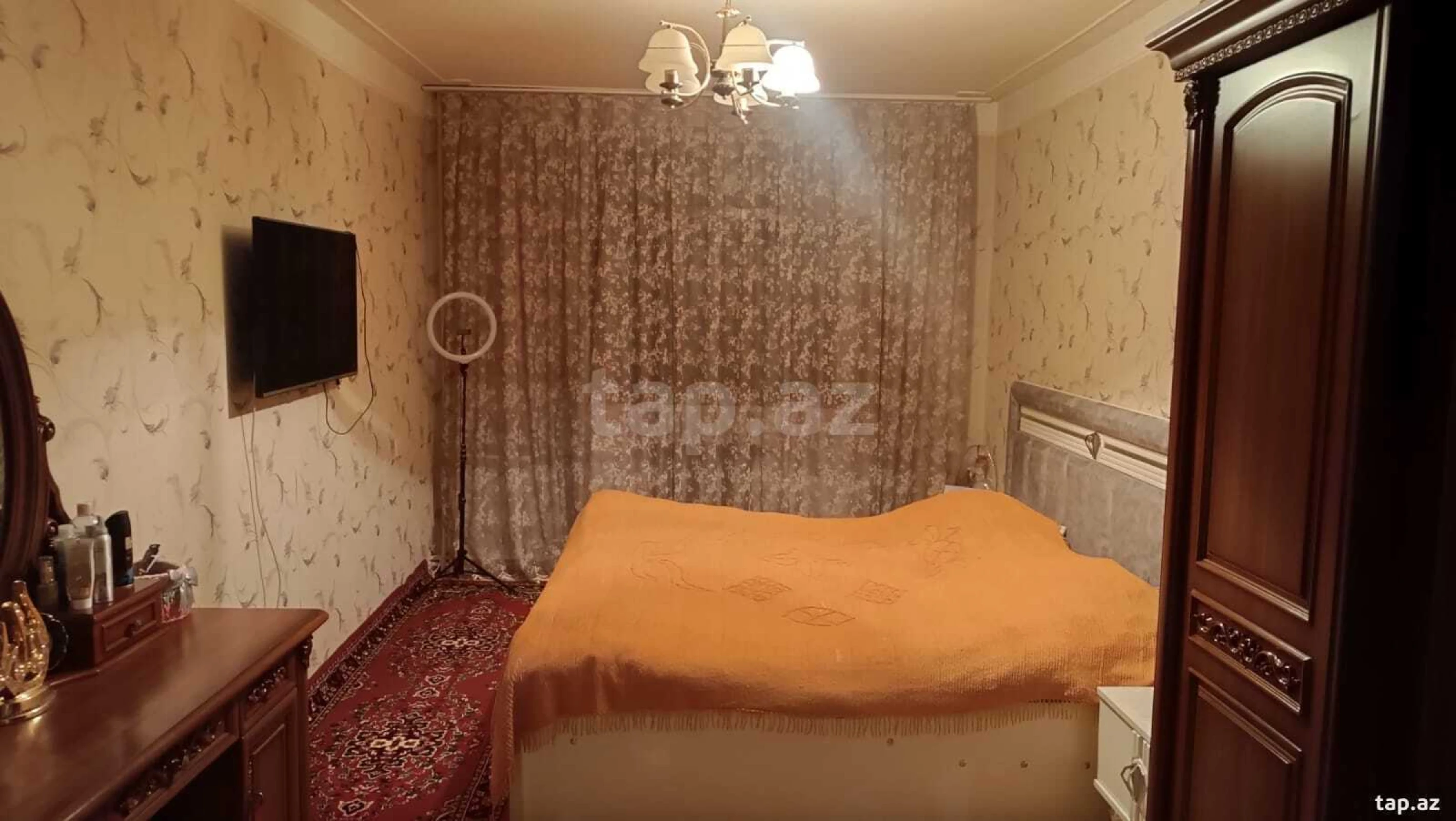 Satılır 4 otaqlı mənzil 110 m²