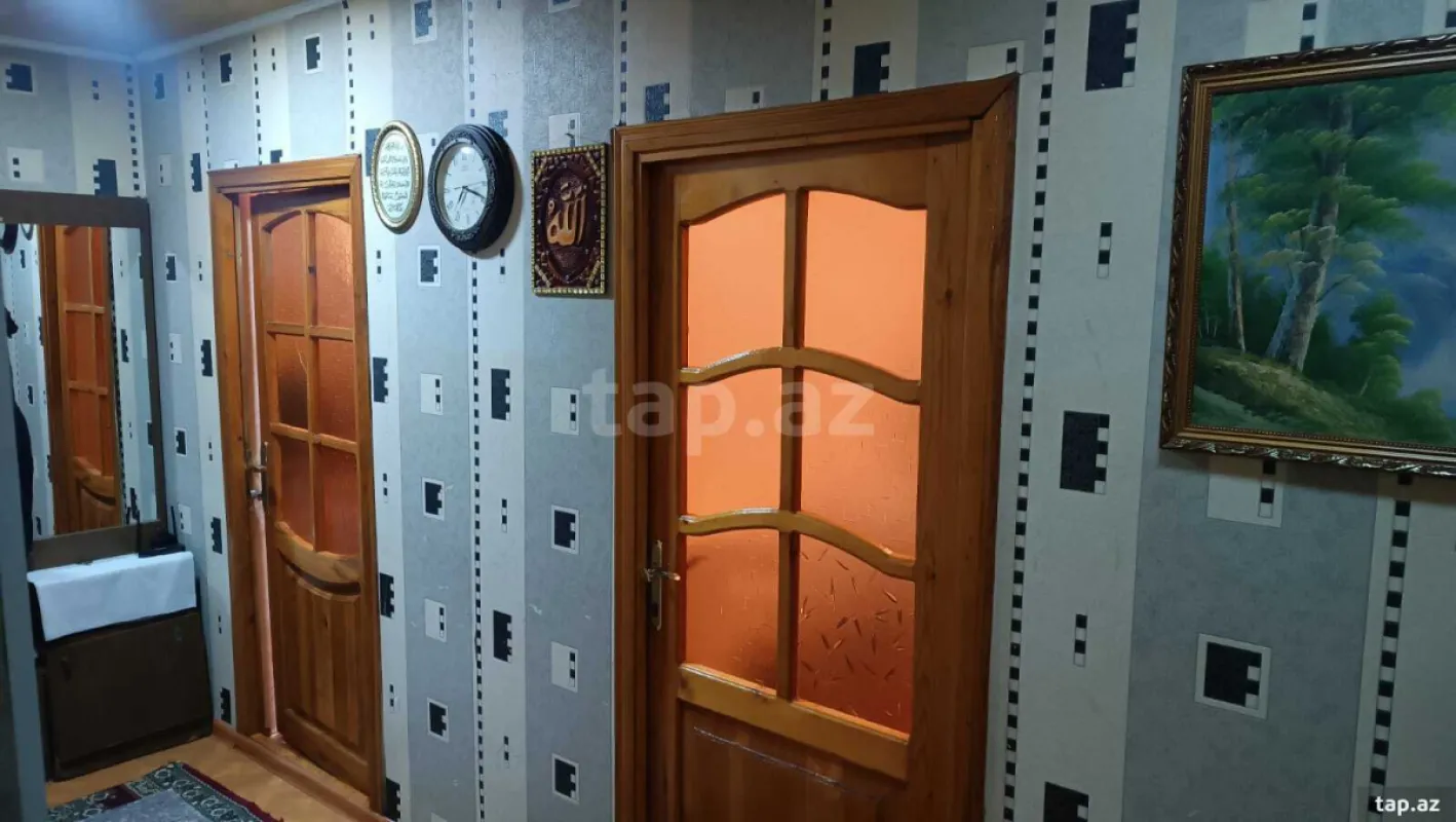 Satılır 4 otaqlı mənzil 110 m²