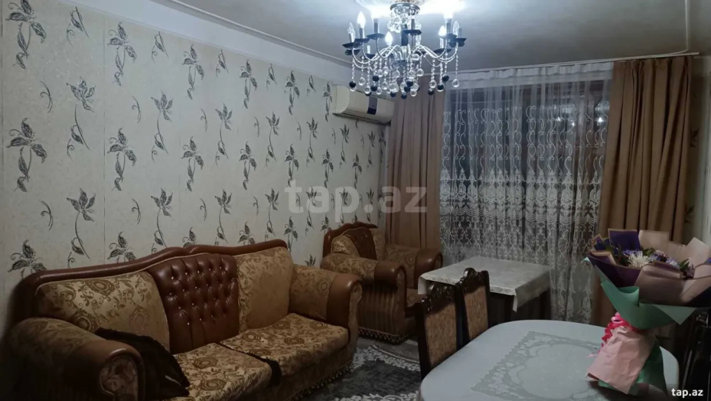 Satılır 4 otaqlı mənzil 110 m²