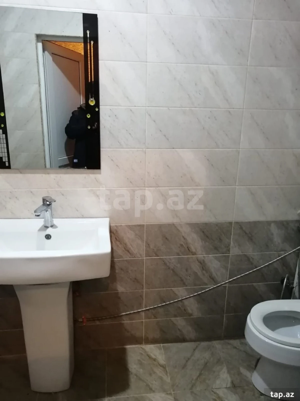 Satılır 1 otaqlı yeni tikili 63 m²