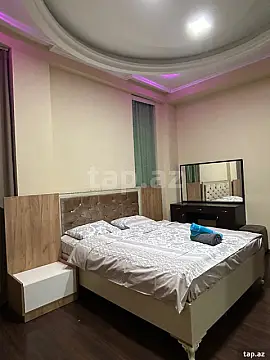 Kirayə verilir 3 otaqlı yeni tikili 120 m²