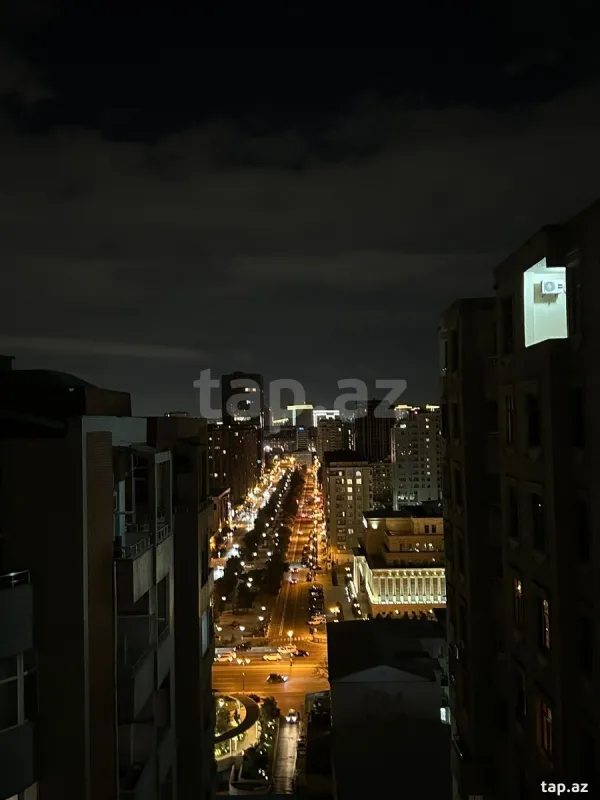 Kirayə verilir 3 otaqlı yeni tikili 120 m²