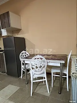 Kirayə verilir 3 otaqlı yeni tikili 120 m²