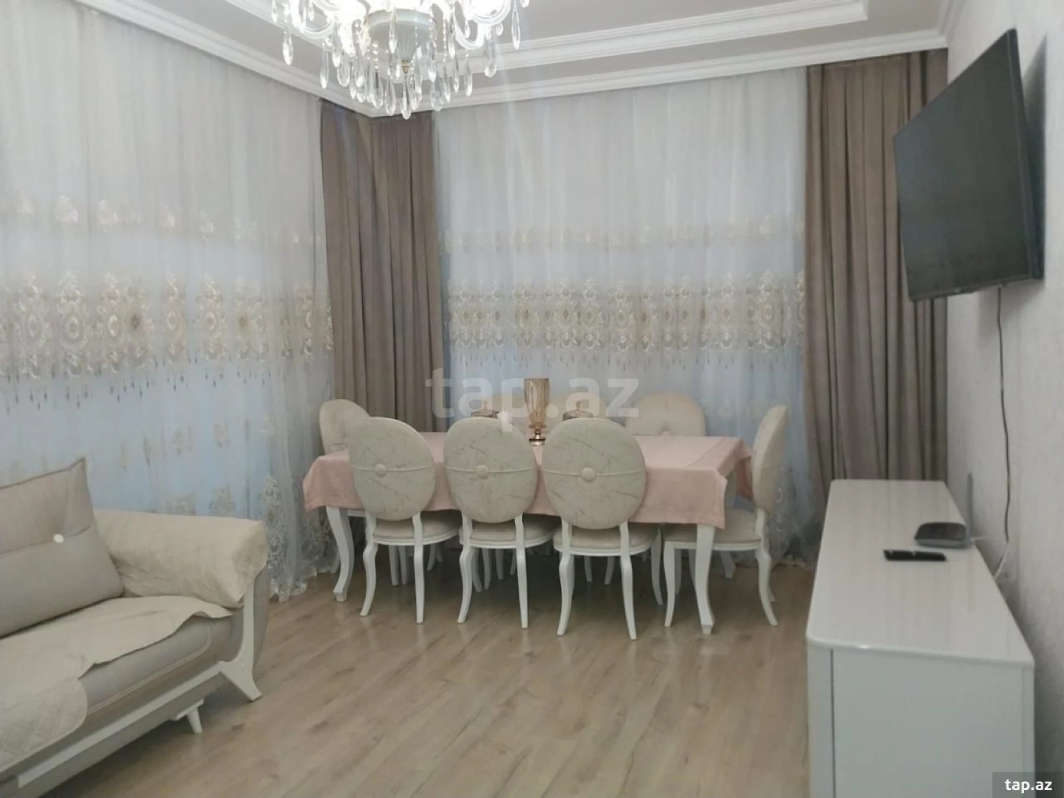 Kirayə verilir 3 otaqlı yeni tikili 110 m²