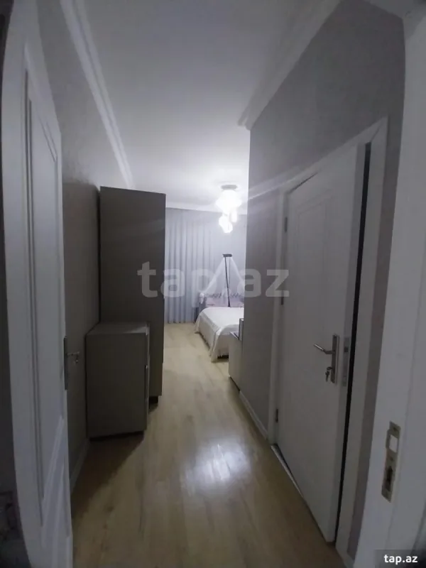 Kirayə verilir 3 otaqlı yeni tikili 110 m²