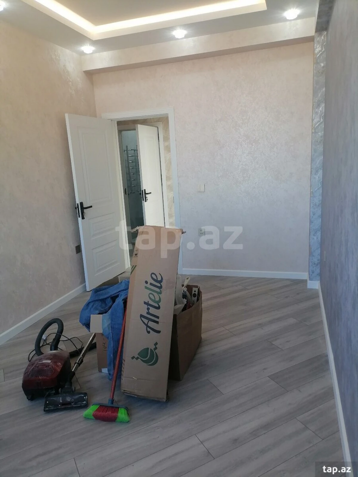 Satılır 2 otaqlı yeni tikili 70 m²