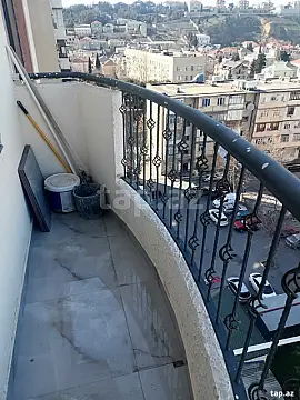 Satılır 2 otaqlı yeni tikili 70 m²