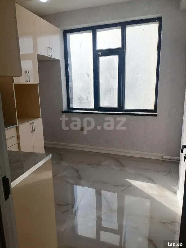 Satılır 2 otaqlı yeni tikili 70 m²