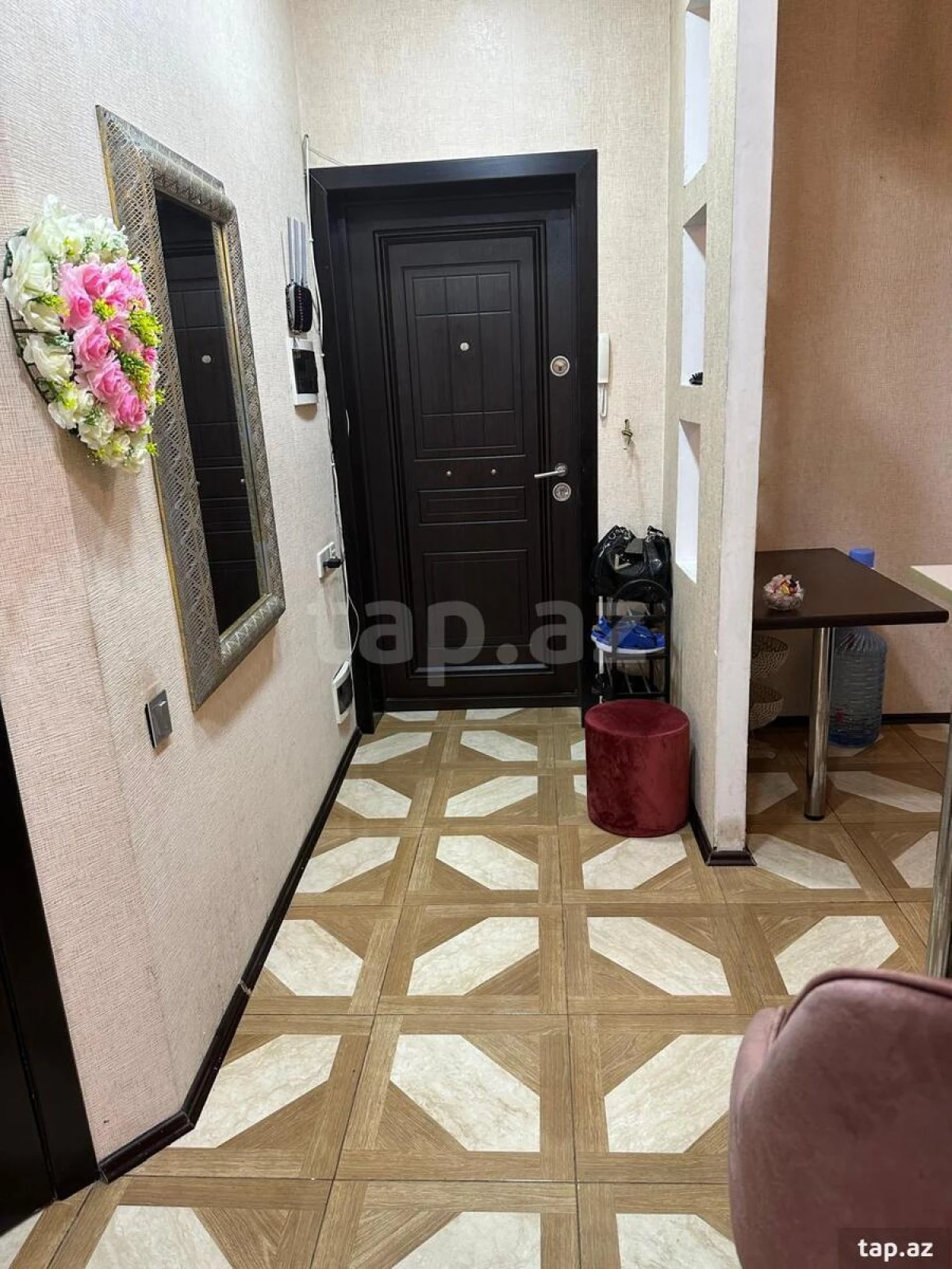 Kirayə verilir 2 otaqlı yeni tikili 60 m²