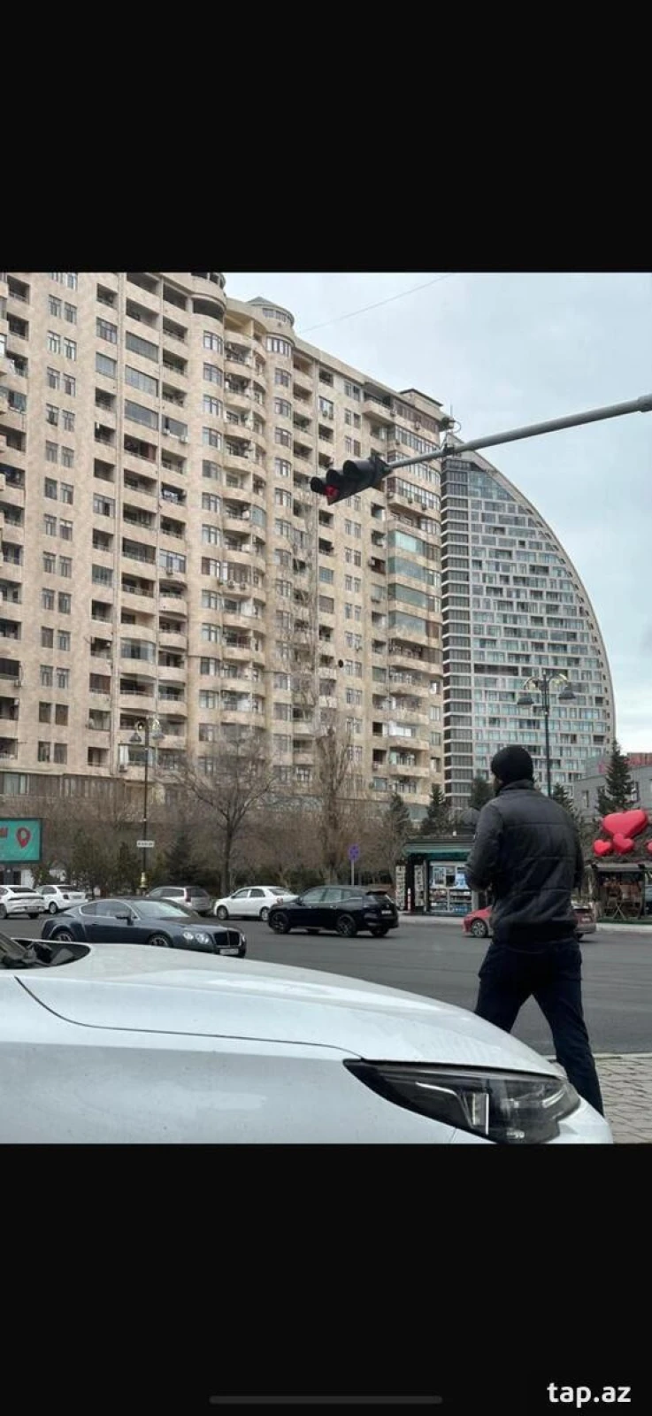 Kirayə verilir 2 otaqlı yeni tikili 60 m²