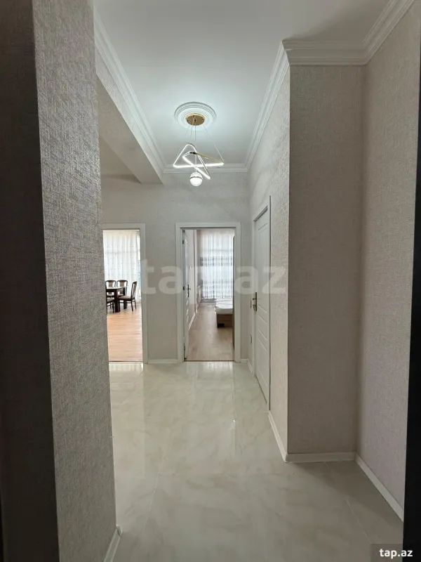 Kirayə verilir 2 otaqlı yeni tikili 78 m²