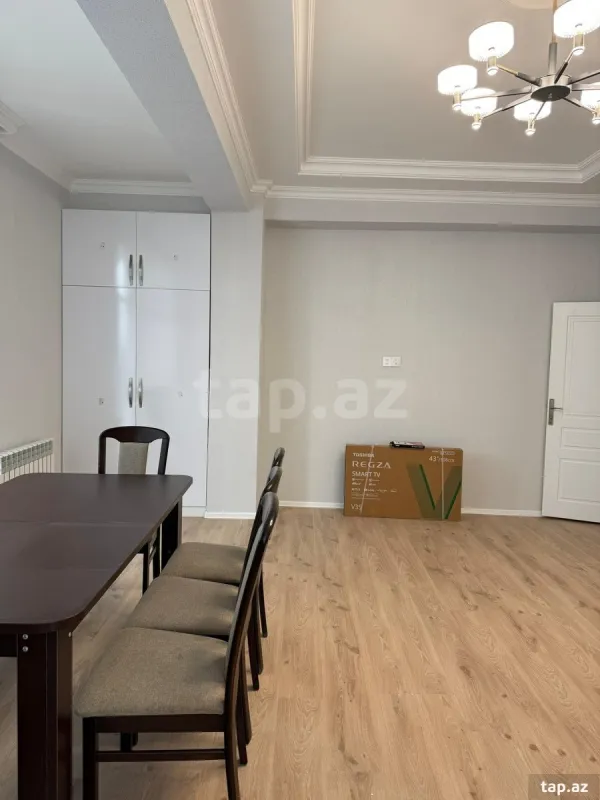 Kirayə verilir 2 otaqlı yeni tikili 78 m²