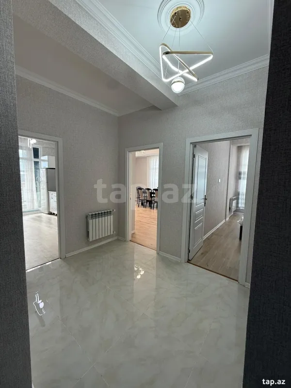 Kirayə verilir 2 otaqlı yeni tikili 78 m²
