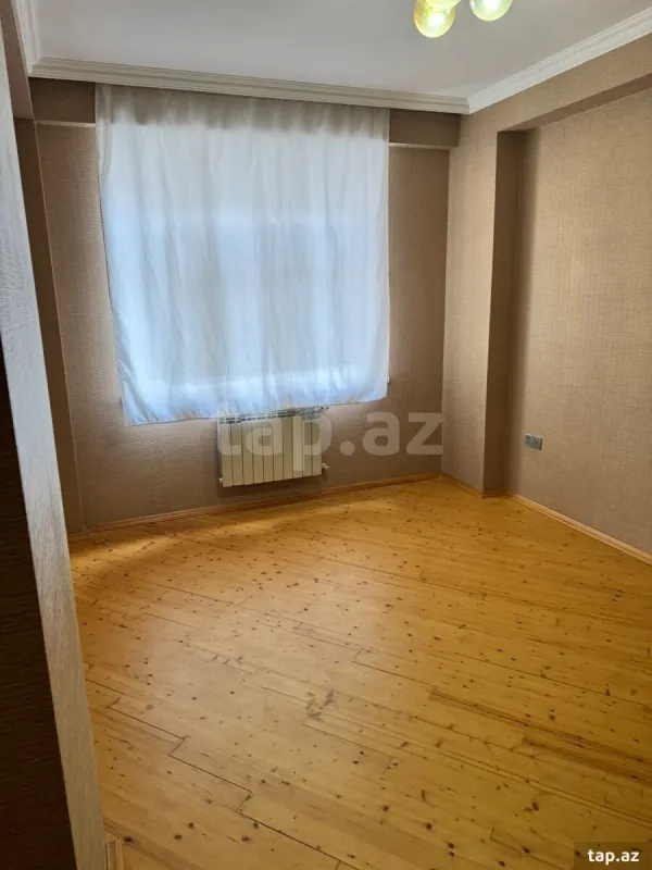 Kirayə verilir 3 otaqlı yeni tikili 120 m²