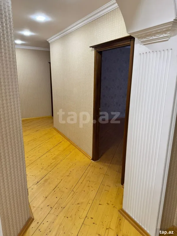 Kirayə verilir 3 otaqlı yeni tikili 120 m²