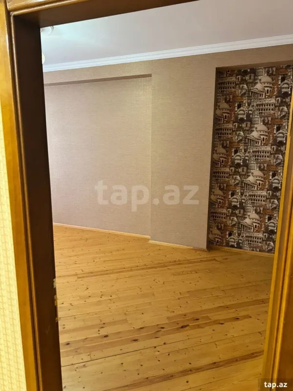 Kirayə verilir 3 otaqlı yeni tikili 120 m²