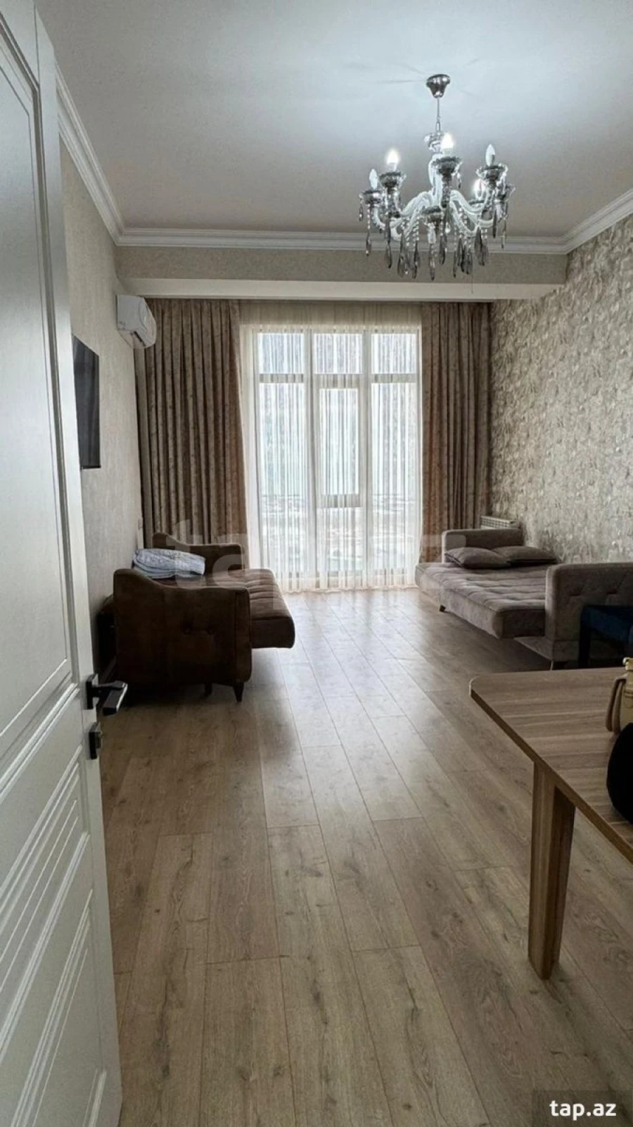 Kirayə verilir 2 otaqlı yeni tikili 70 m²