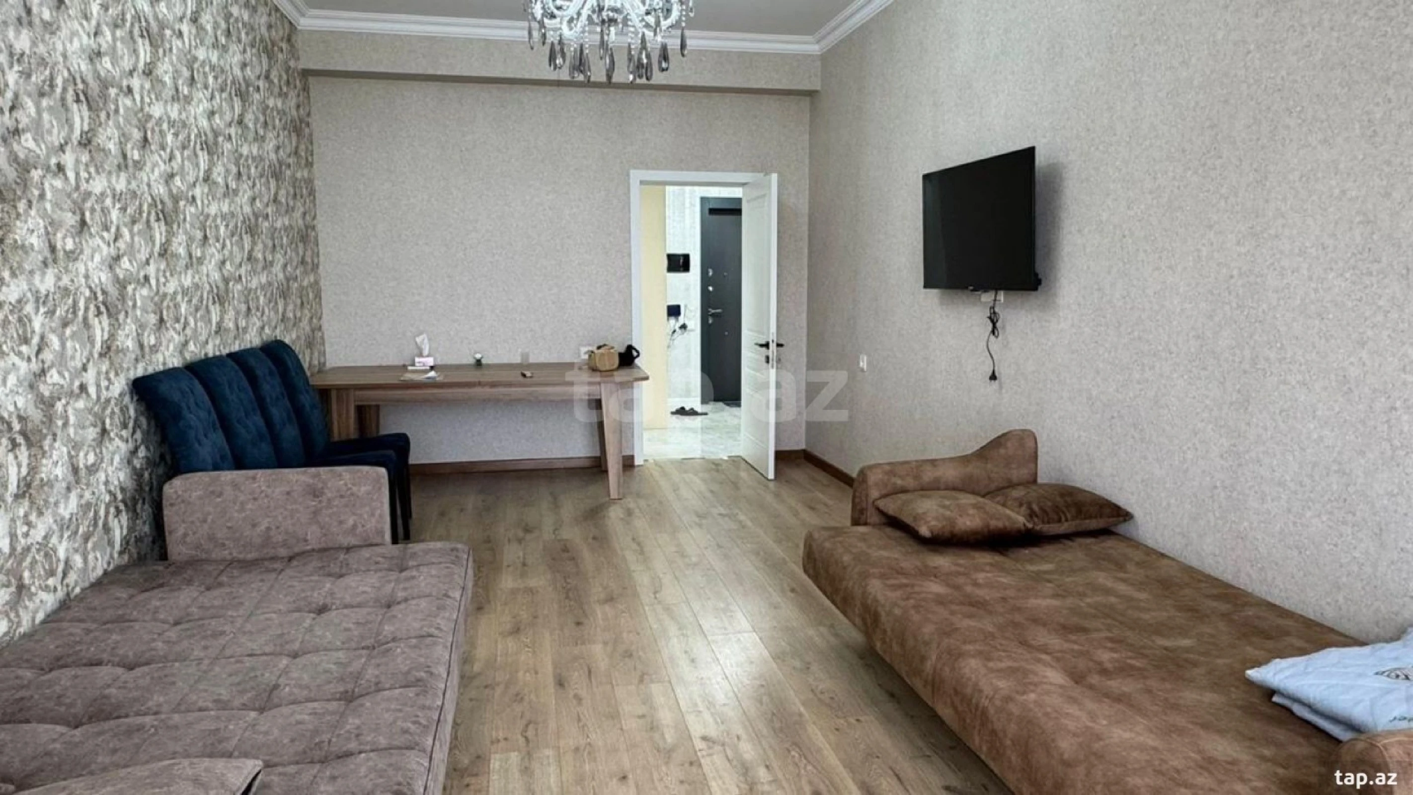 Kirayə verilir 2 otaqlı yeni tikili 70 m²