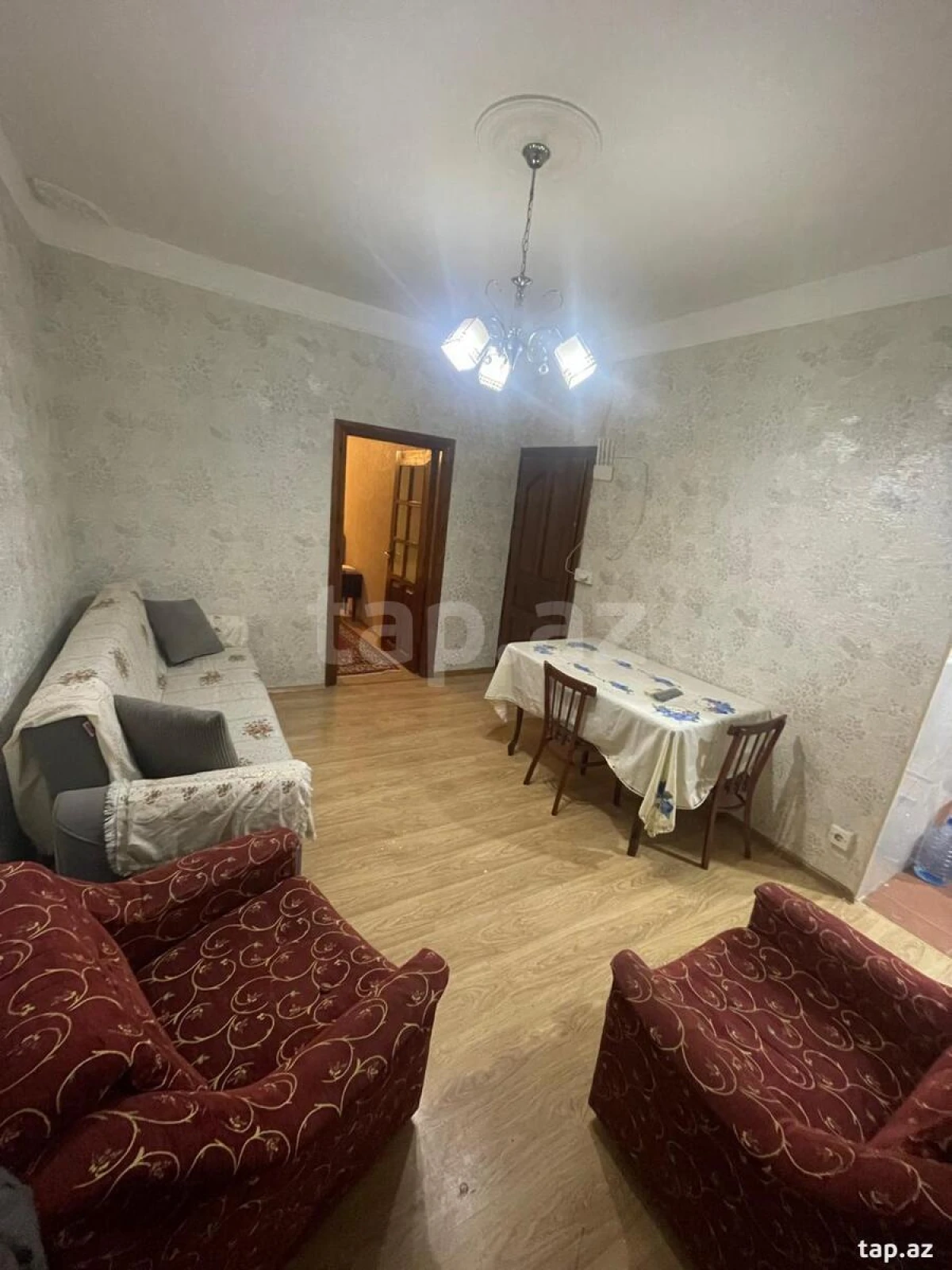 Kirayə verilir 2 otaqlı mənzil 50 m²