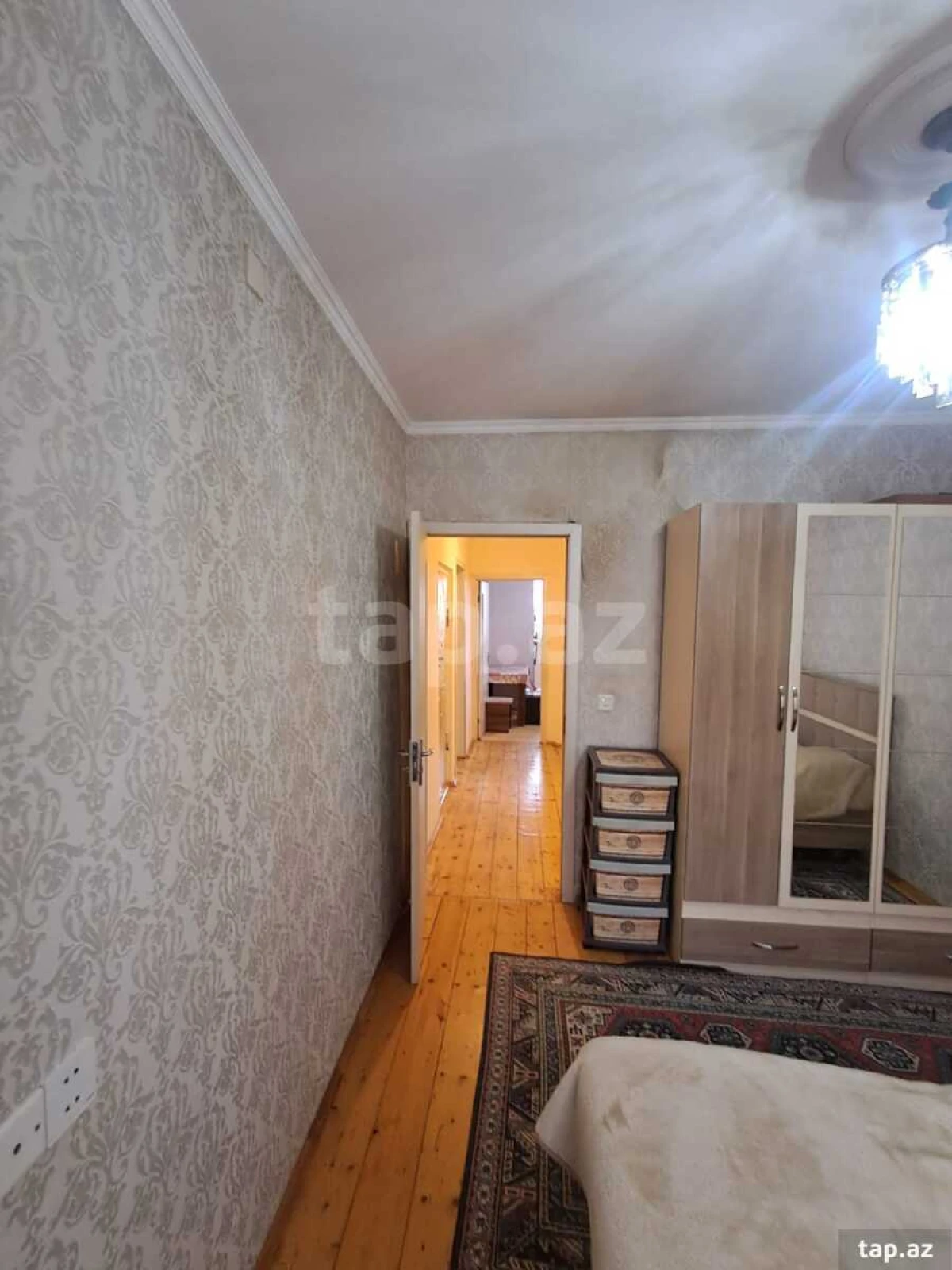 Satılır 2 otaqlı mənzil 60 m²