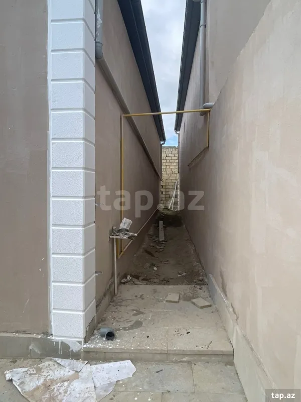 Satılır 4 otaqlı həyət evi