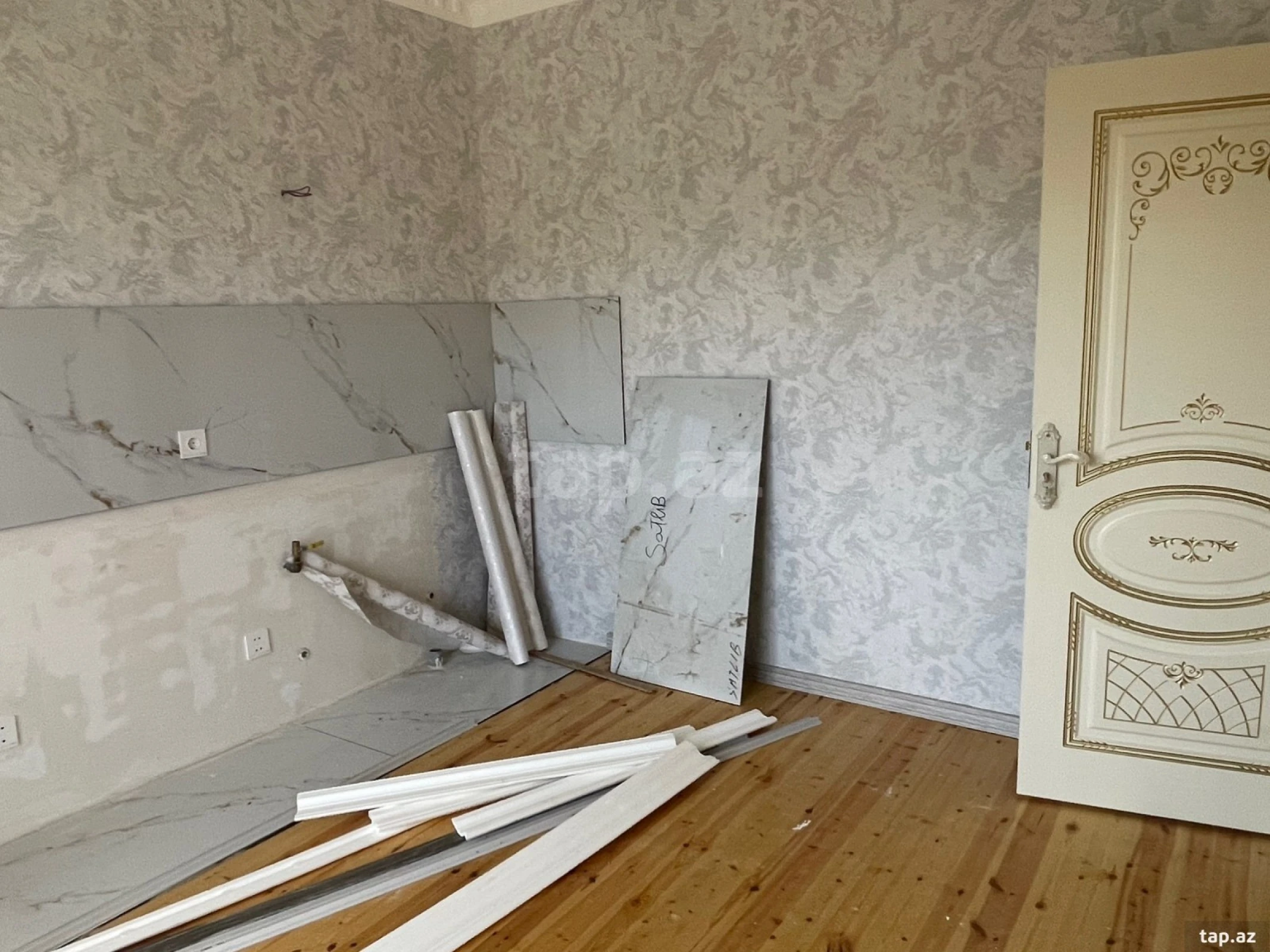 Satılır 4 otaqlı həyət evi