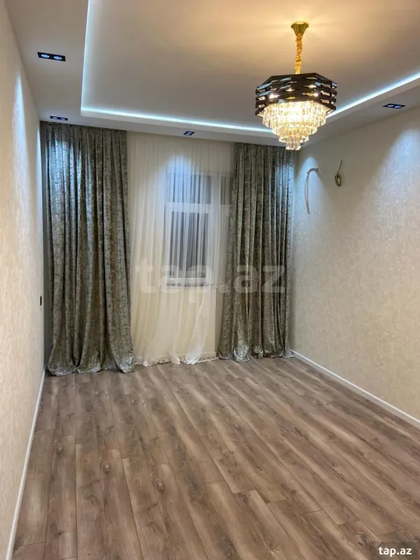 Satılır 2 otaqlı yeni tikili 76 m²