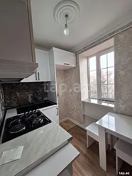 Satılır 2 otaqlı mənzil 48 m²