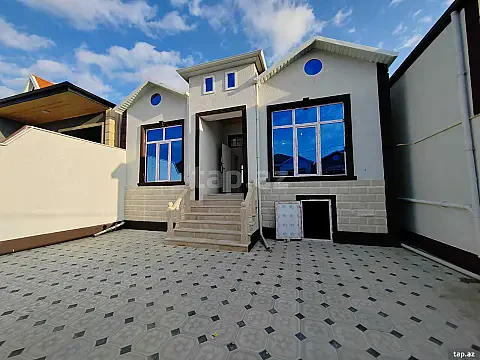Satılır 3 otaqlı həyət evi 90 m² — Bakı 3 otaq 90.00 m²