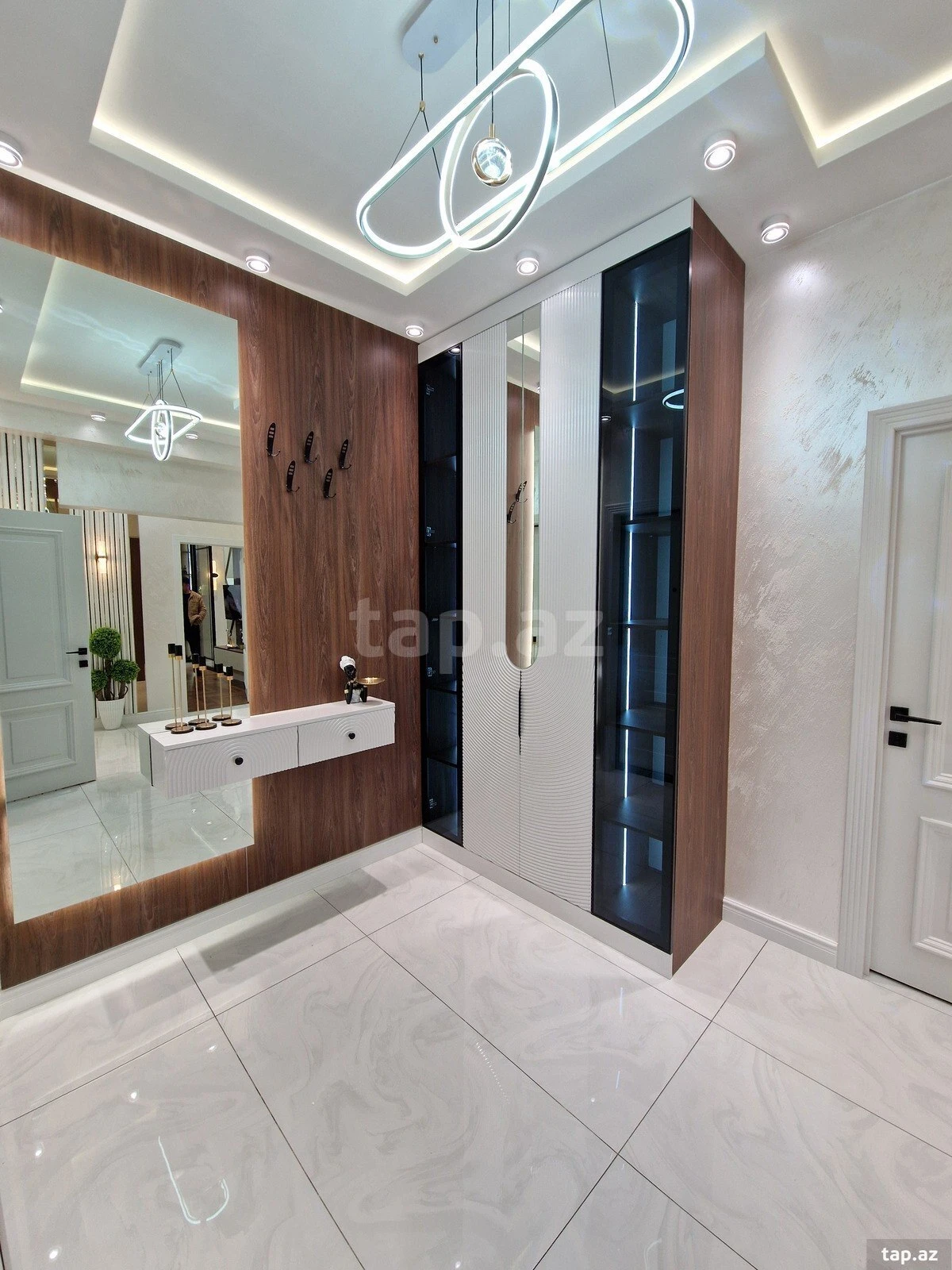 Satılır 3 otaqlı yeni tikili 80 m²