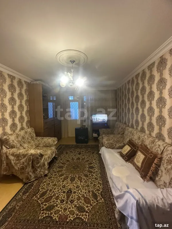 Satılır 2 otaqlı mənzil 42 m²