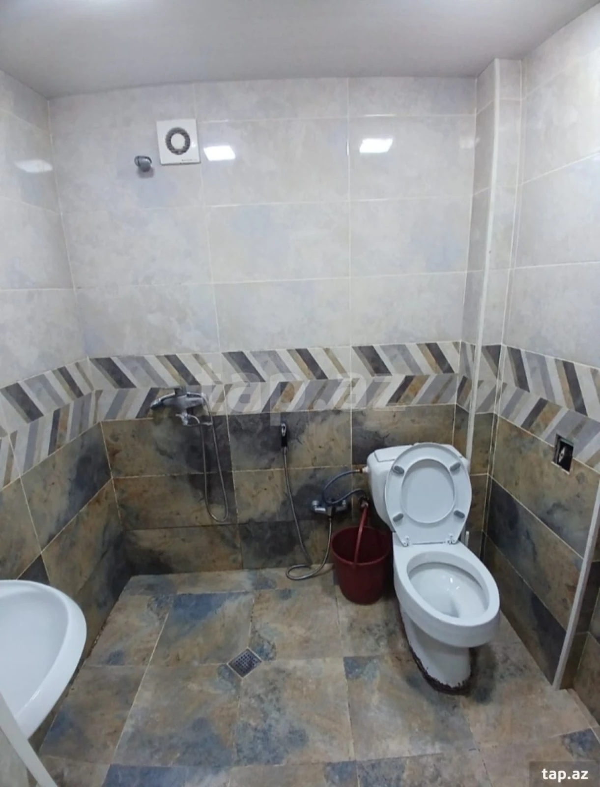 Kirayə verilir 3 otaqlı mənzil 80 m²