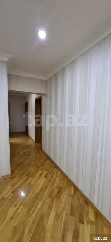 Kirayə verilir 2 otaqlı yeni tikili 86 m²
