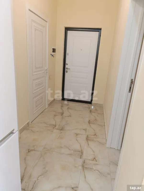 Kirayə verilir 3 otaqlı yeni tikili 100 m²