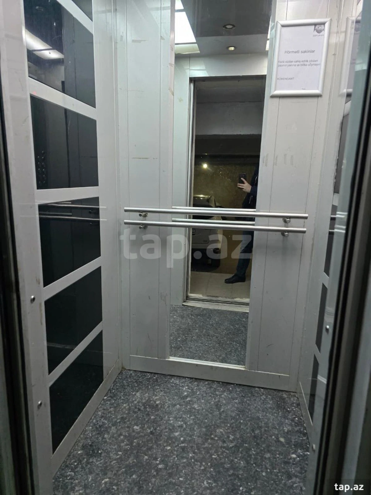 Satılır 3 otaqlı yeni tikili 92 m²