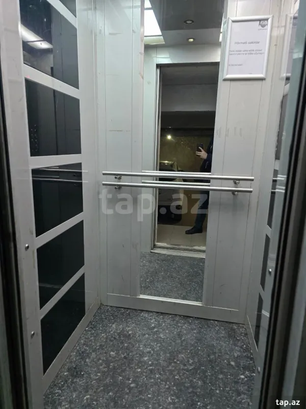 Satılır 3 otaqlı yeni tikili 92 m²