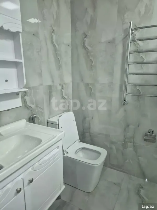 Kirayə verilir 3 otaqlı yeni tikili 90 m²