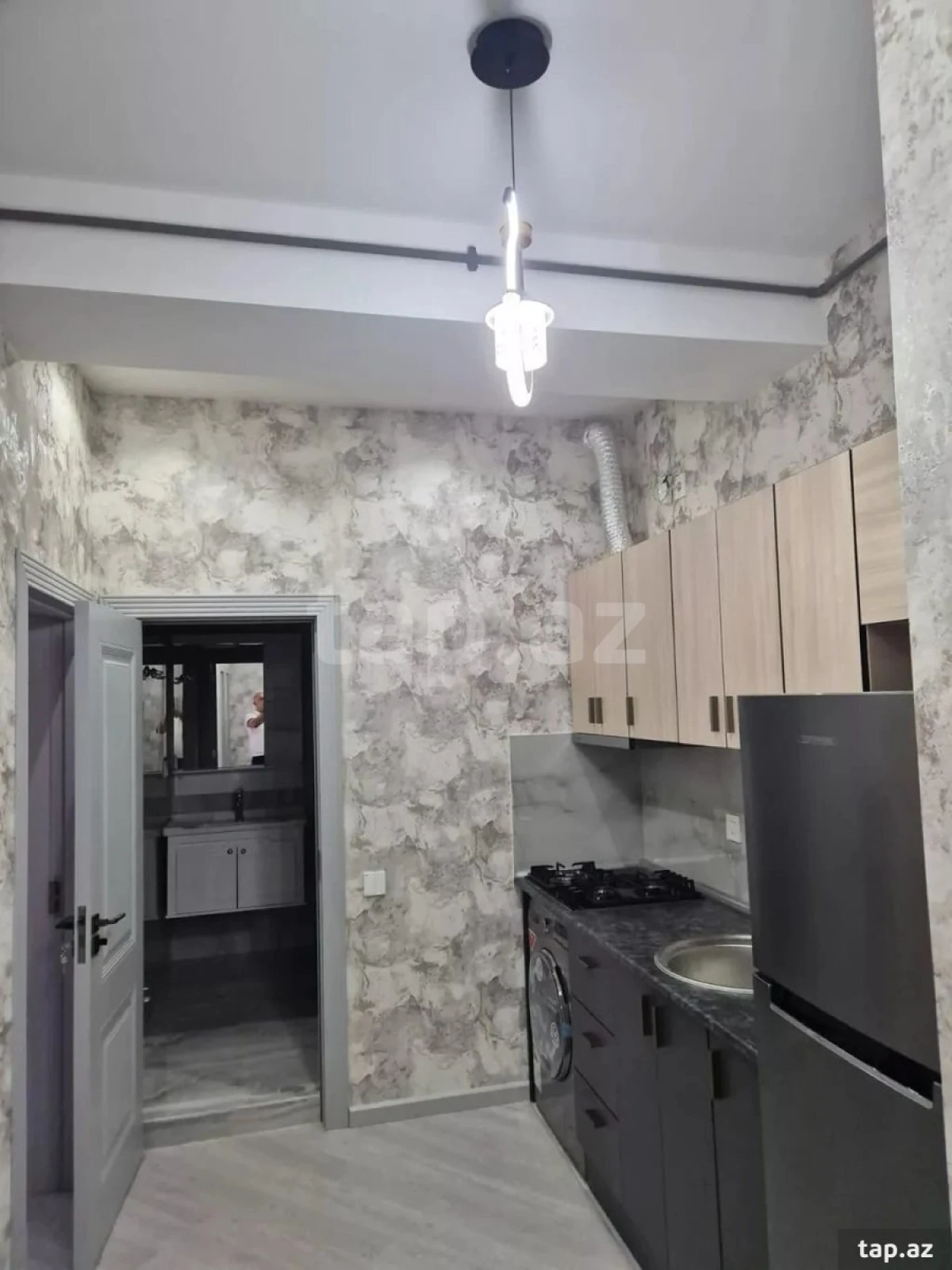 Kirayə verilir 3 otaqlı yeni tikili 90 m²