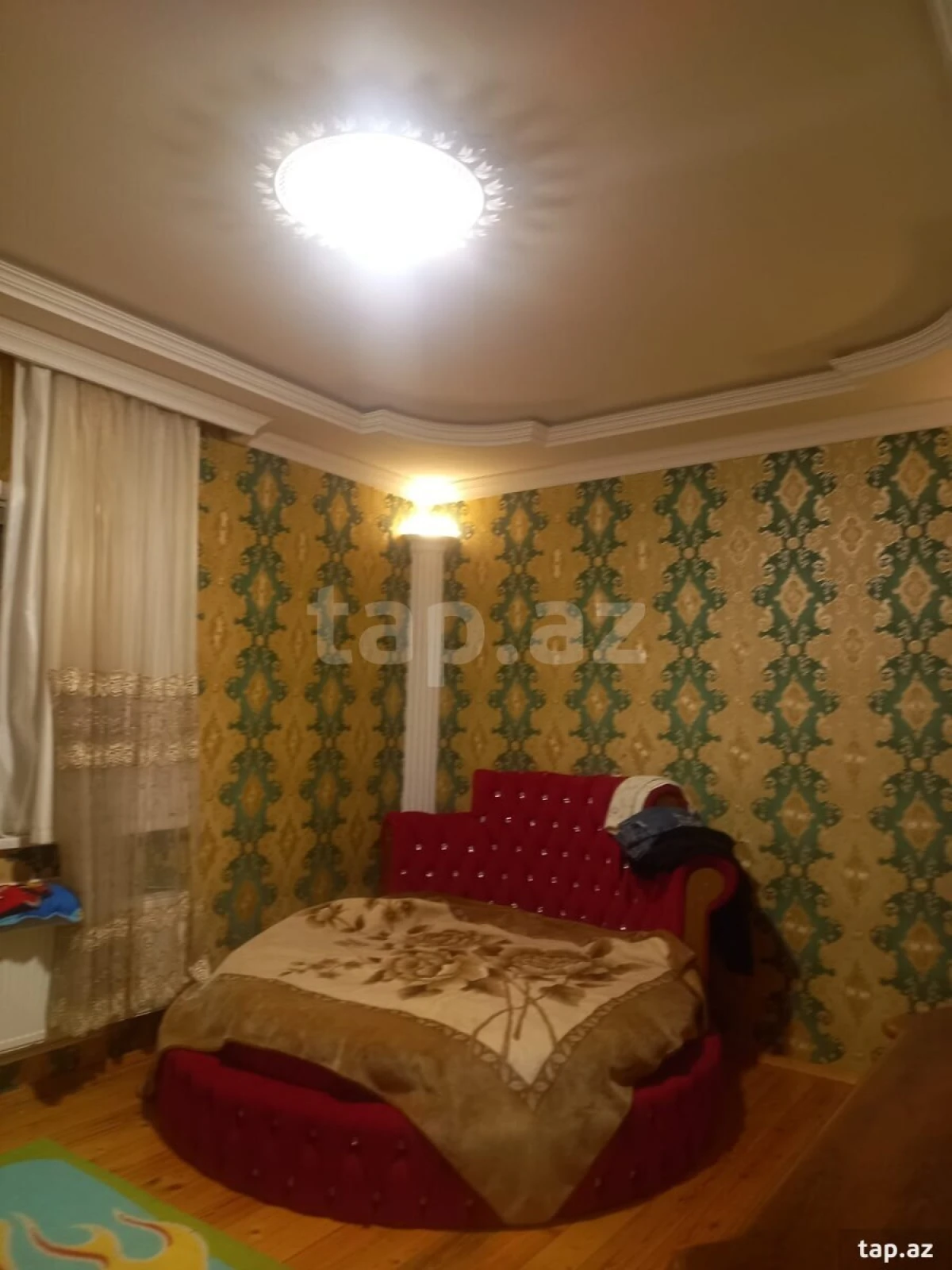 Kirayə verilir 8 otaqlı həyət evi