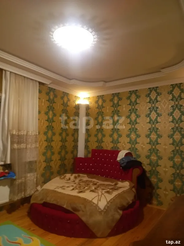 Kirayə verilir 8 otaqlı həyət evi